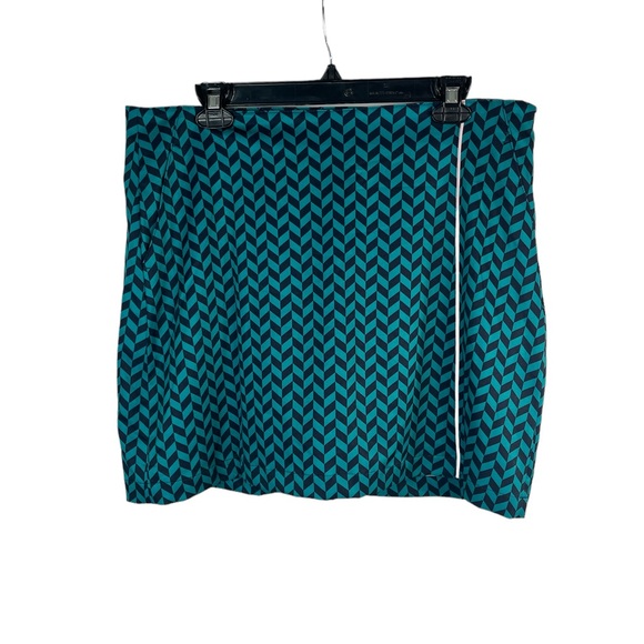 Lady Hagen Pants - Lady Hagen woman’s blue and green patterned golf skirt skort size 10